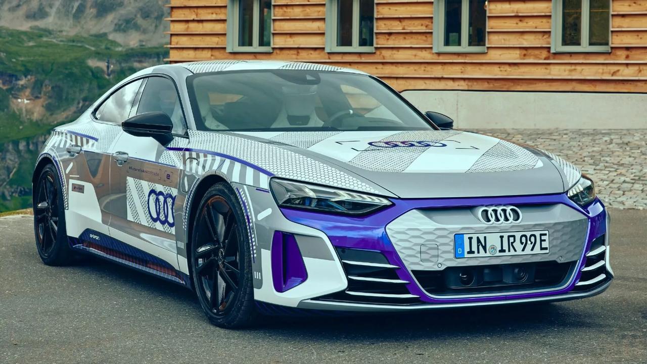 奥迪推出RS e-tron GT Ice Race 特别版，仅限量 99 辆，专