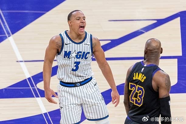 下一场，奥兰多魔术。湖人面对魔术已经4连败，上一次被温德尔-卡特准绝杀。 