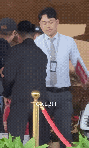 Angelababy｜邓超叔侄重聚重庆录制节目期待好久了好久了邓叔叔和最好的大侄