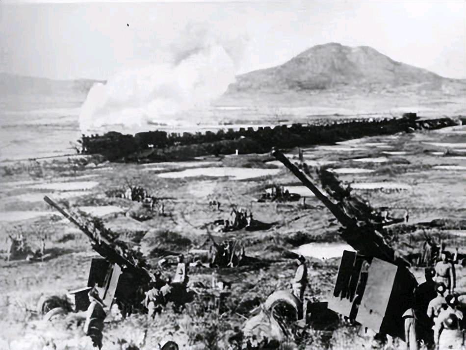 抗战时期，日军打不进重庆，只能靠飞机轰炸，但他们的轰炸机每次飞行的高度刚好是我们