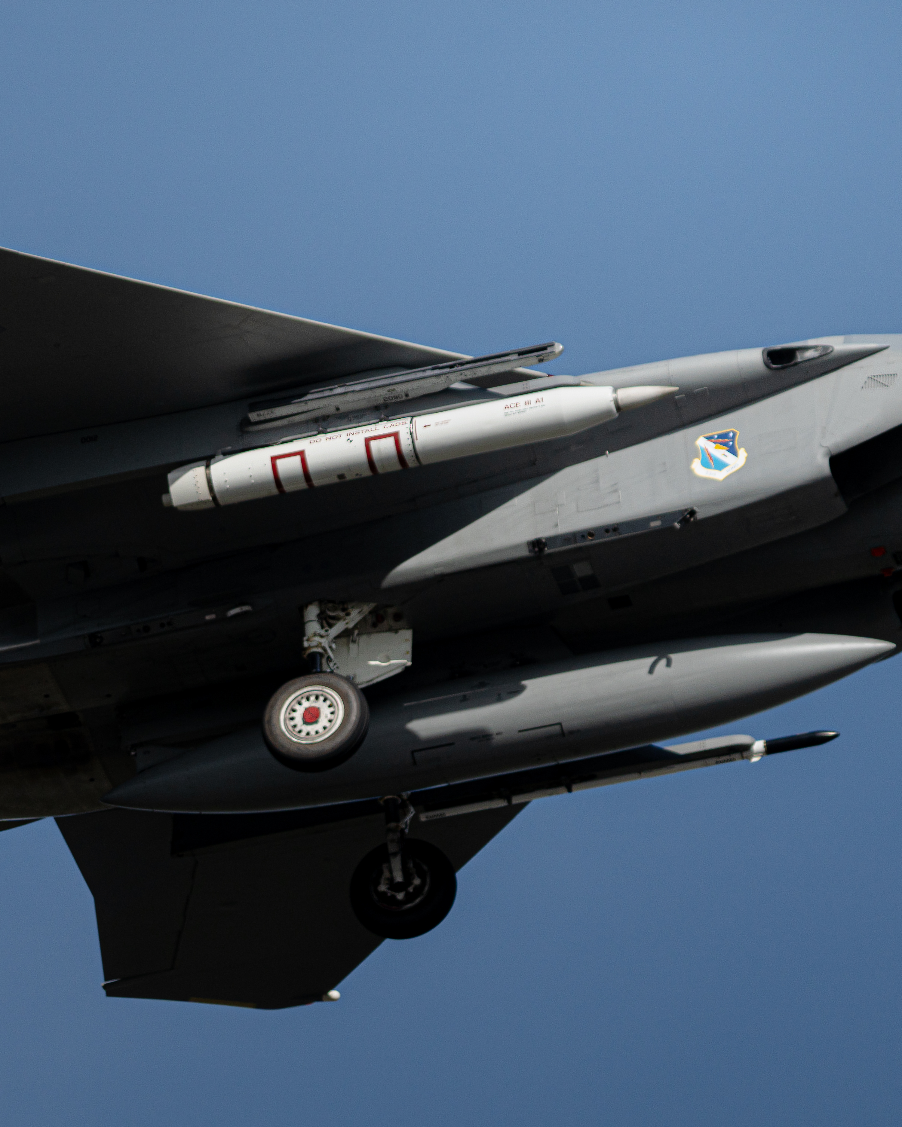 烽火问鼎计划  F-15C挂载了比较罕见的ACE III A1先进空空导弹模拟训