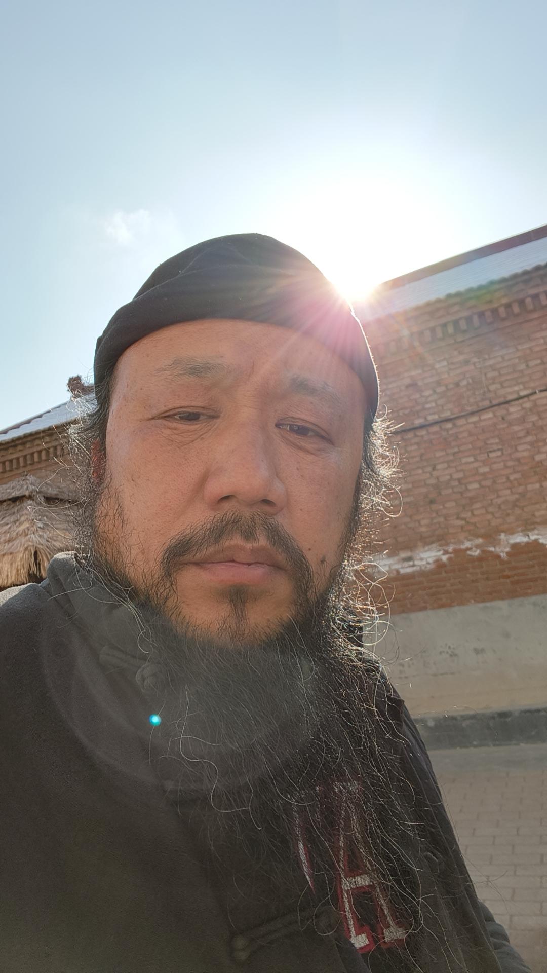 飞刀直飞到十米，百发百中时出关