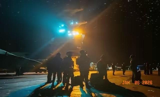 “切香肠”战术恶心但有效！
荷兰通过安世半导体试探在前，成功了。高市早苗效仿在后