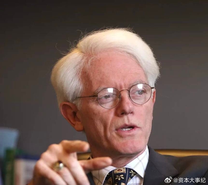 彼得·林奇经历过很多次股市大跌，但仍然取得了非常成功的绩效。其提出了三个建议：第