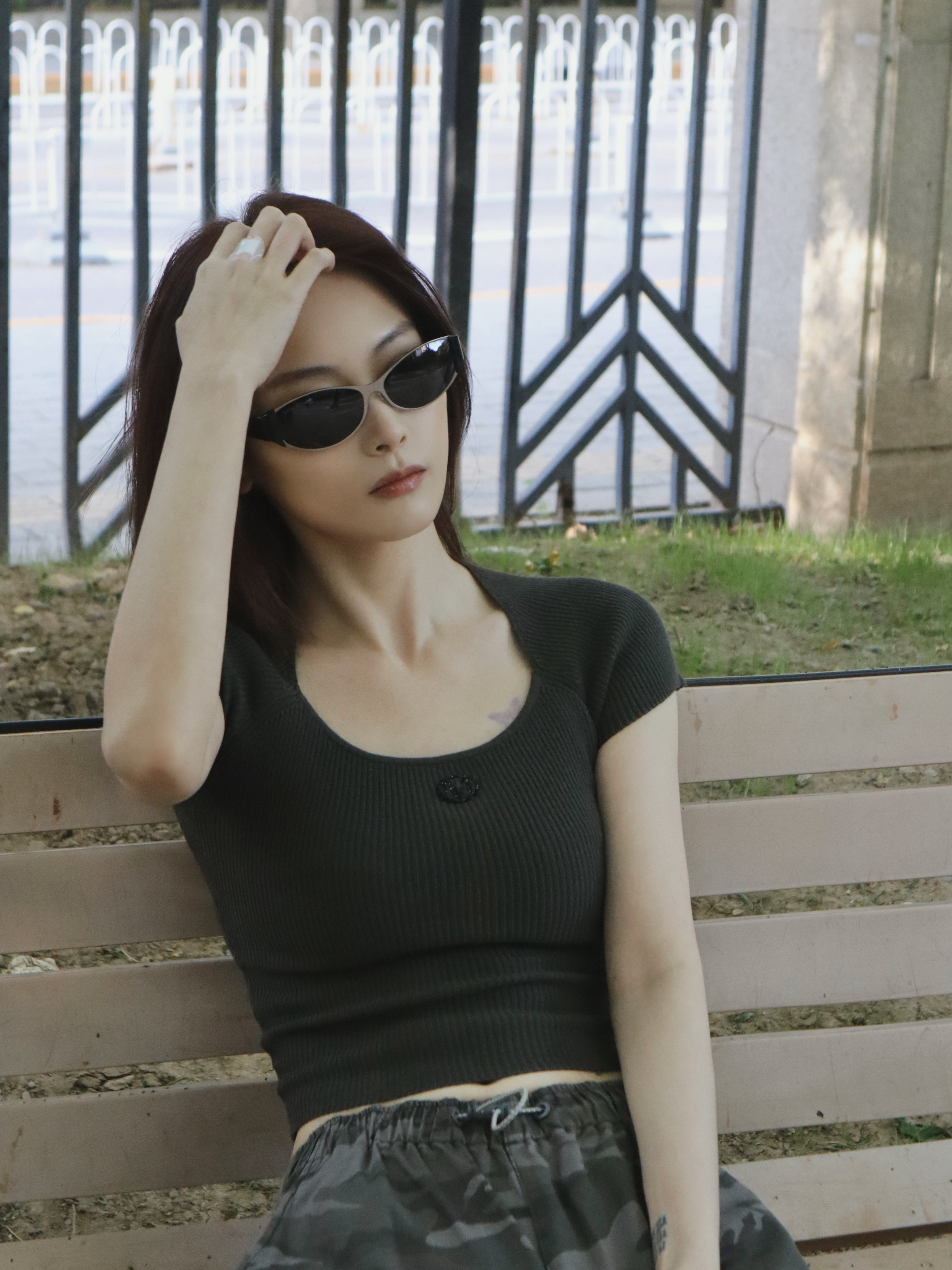 携小猫向明媚的夏天问好 ​​​