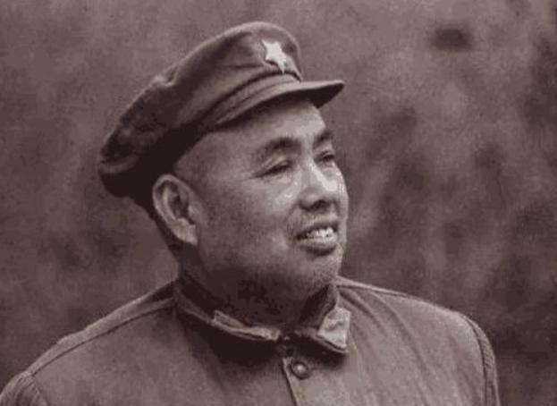 许世友不忘旧情，前妻困境离开多年后重返请求帮助，他宽容大度，依然选择伸出援手！