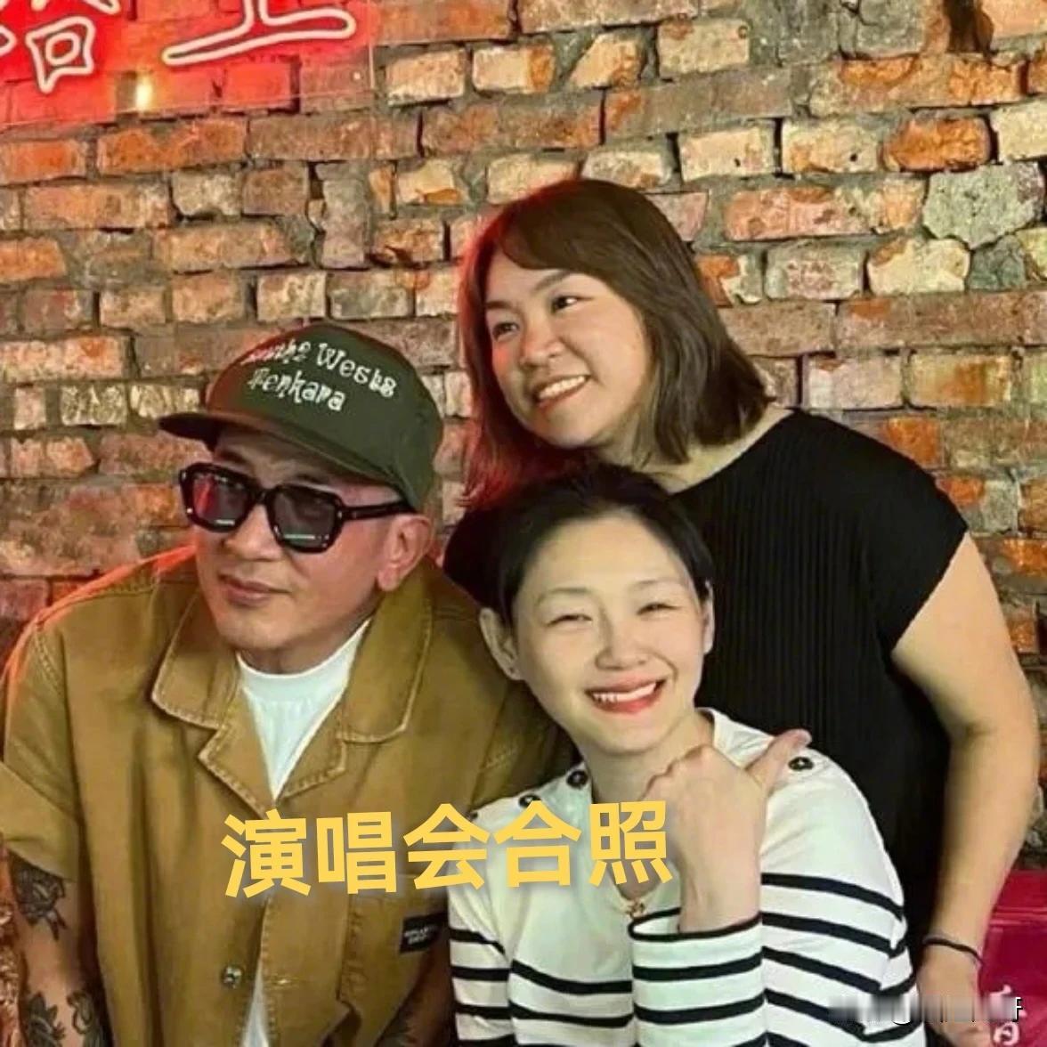 大S终于坐不住了？自从汪小菲带着未婚妻马小梅去了趟韩国，晒了波合照，再婚后一直不