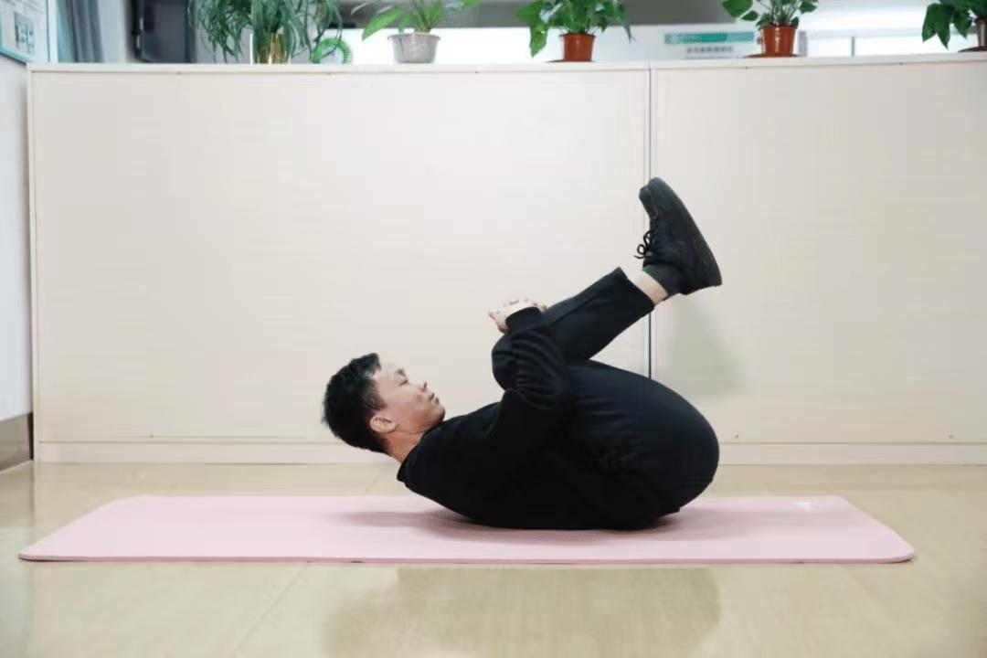 得了椎间盘突出、椎管狭窄好多年，小燕飞、吊单杠做了不少，可效果却不尽人意！最近我