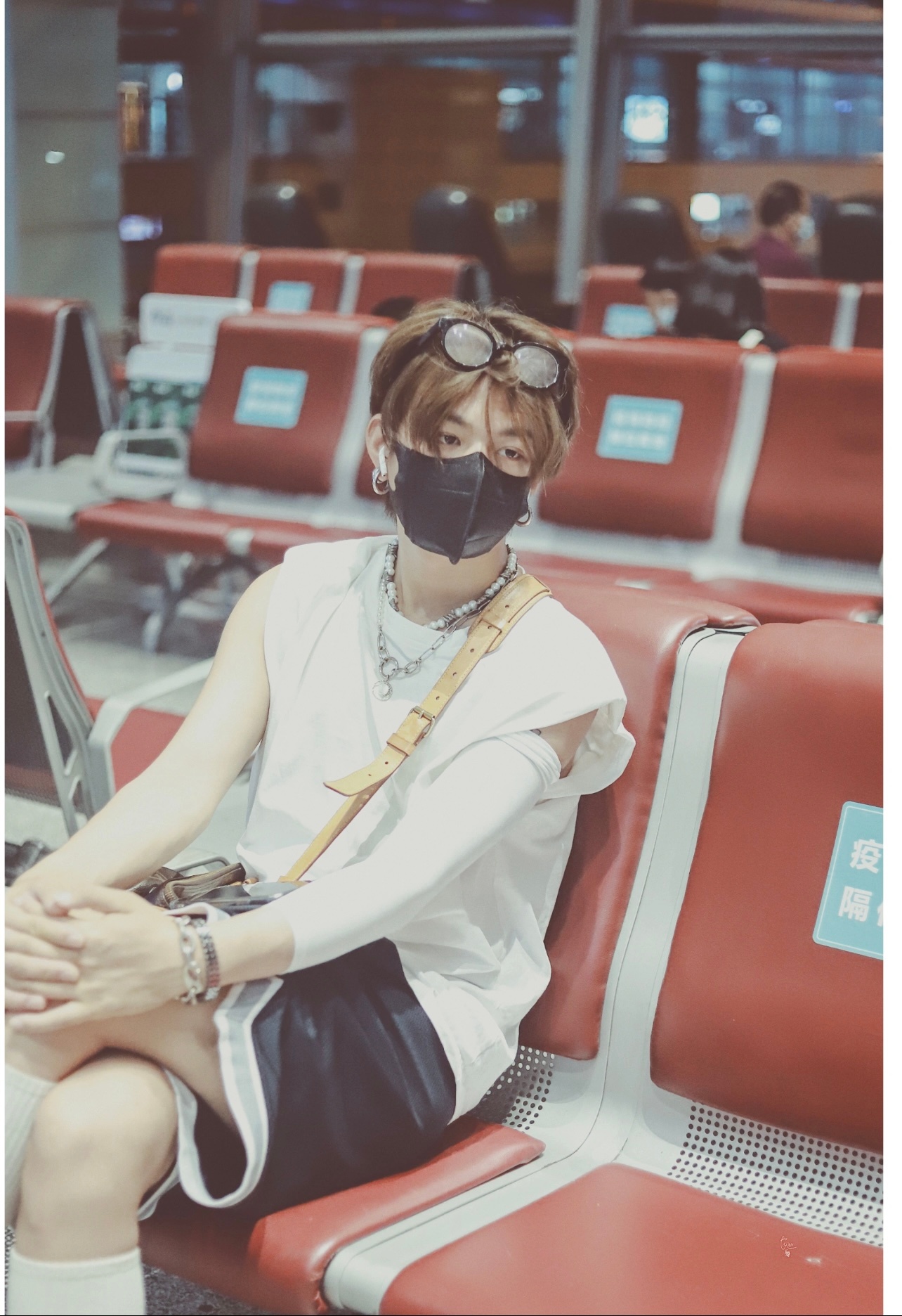 石凯  ✨石凯二十六岁云海共长歌 ✨给石凯的新年心意 “在遥远的追梦途中 你成为