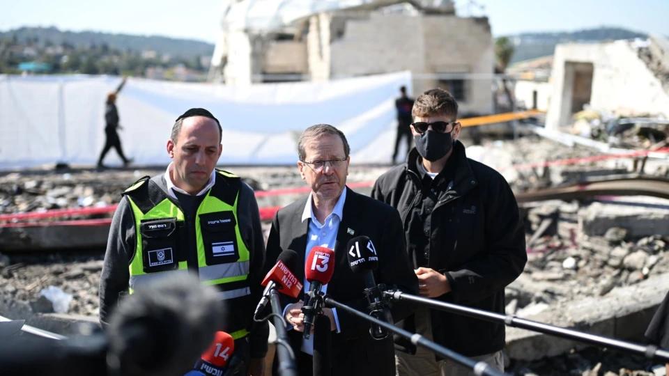 赫尔佐格坚守主权底线，回应特朗普赦免内塔尼亚胡言论

        13日，以