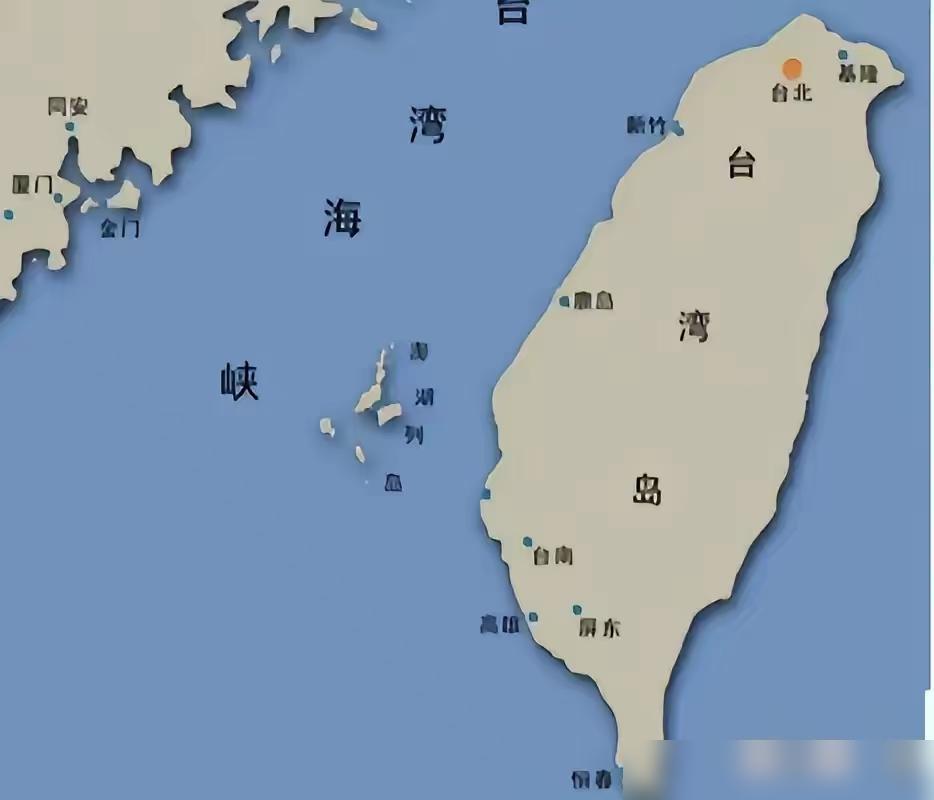 厦门全市拉响防空警报，同步开展含人员疏散、物资转移的实战化人防演练。

作为在厦