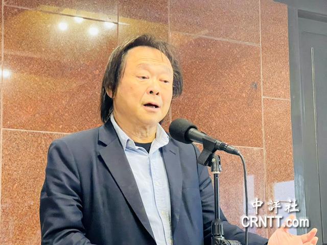 王世坚轰周玉蔻：老太搬弄是非早晚被火车撞
可望代表民进党参选台北市长的绿委沈伯洋