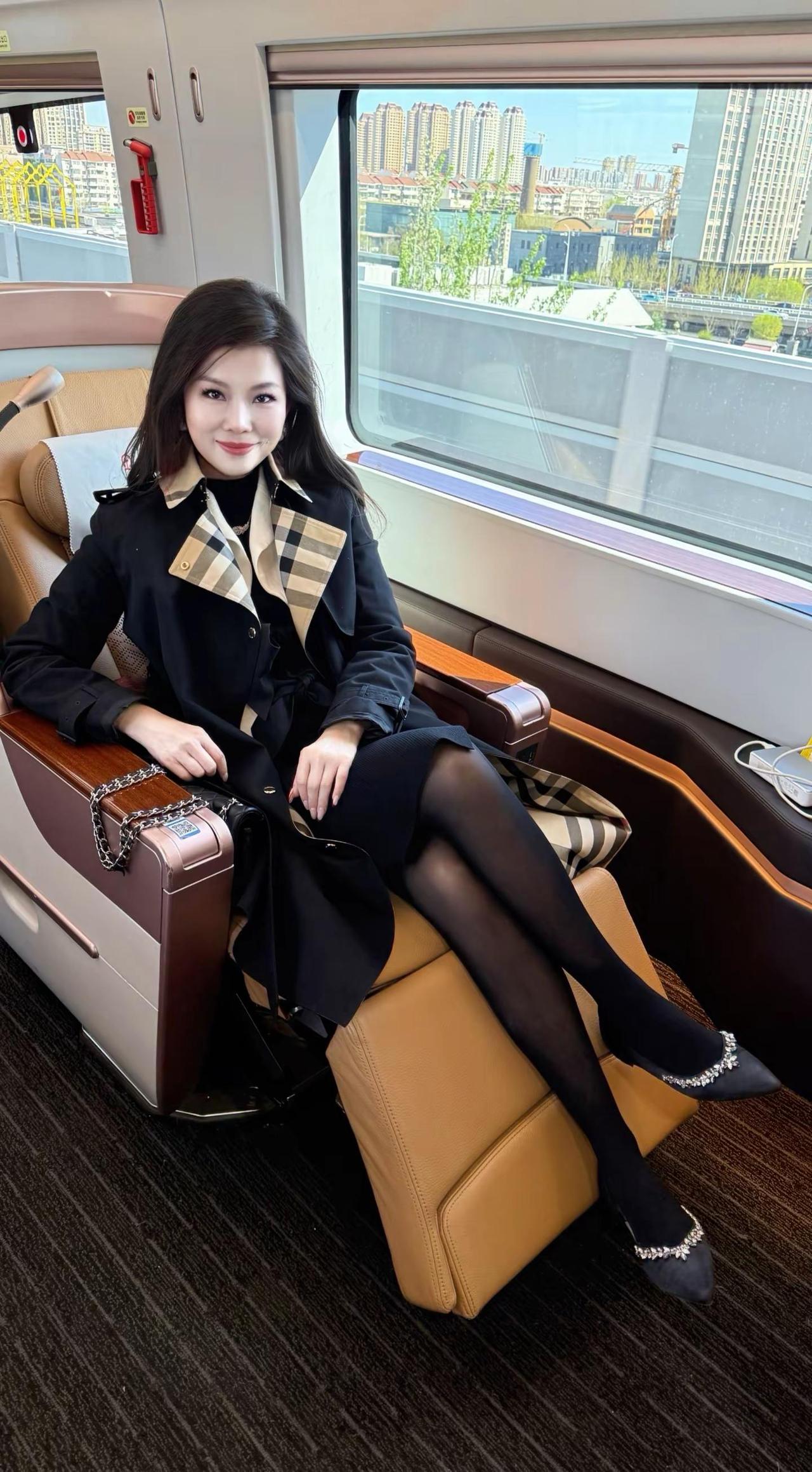 出行的意义，不止于抵达… 在慢下来的片刻，整理心情，心有方向，步履从容。我的旅行