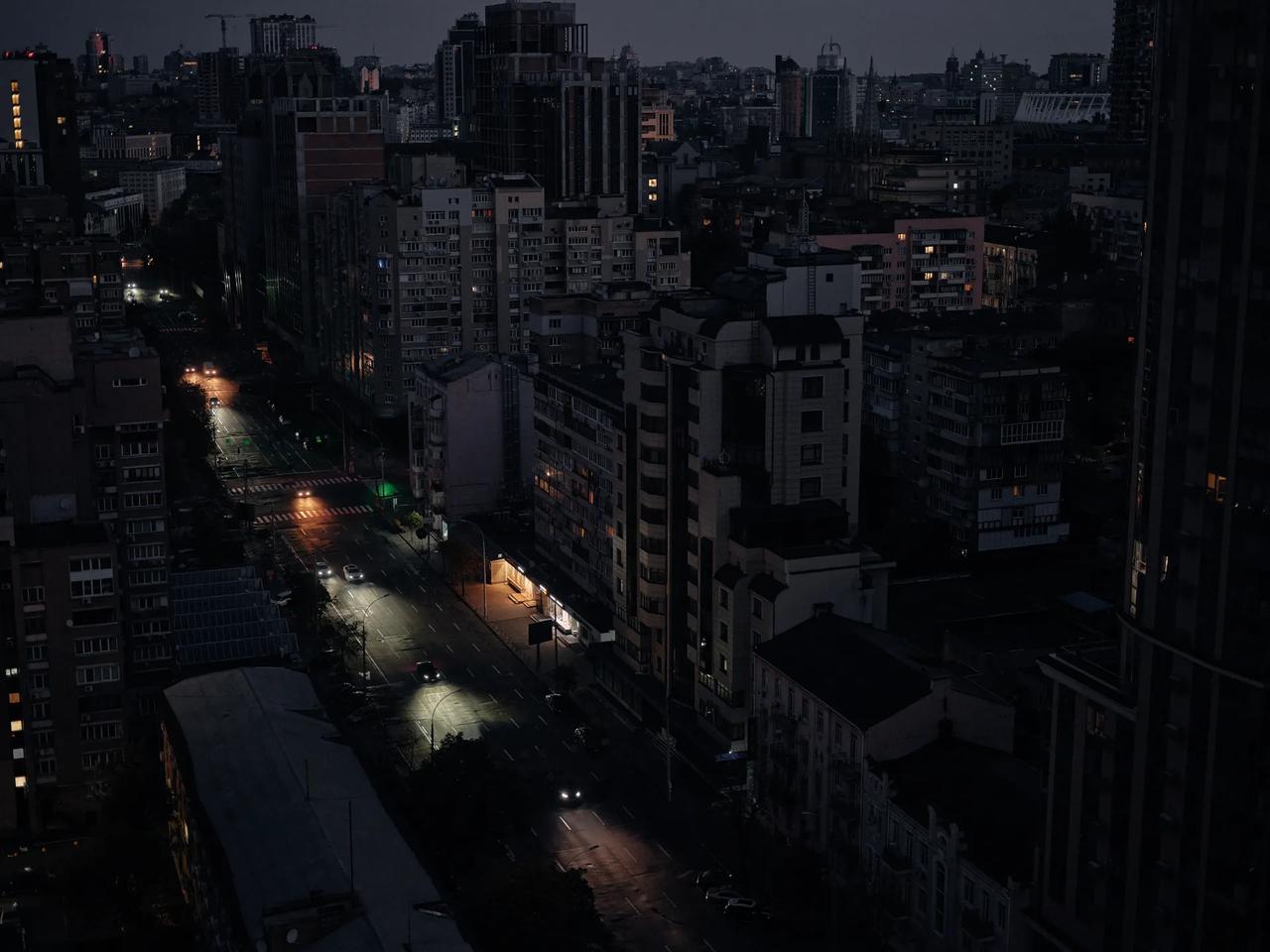 乌克兰害怕至极，基辅惊恐地发现，俄罗斯正试图借着和美国谈判的机会，要求华盛顿同意