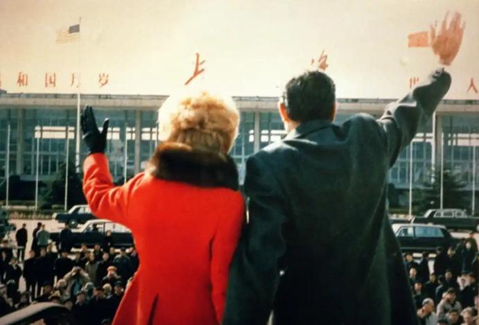 上个月17号，特朗普说：要不是尼克松“释放”中国，打开了中国的大门，现在也就不会