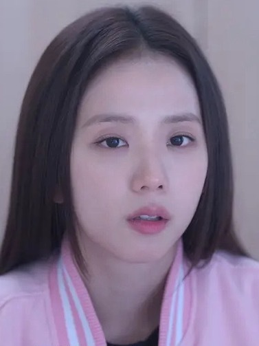 金智秀长得也太像陈都灵了吧…就连演技也不分上下