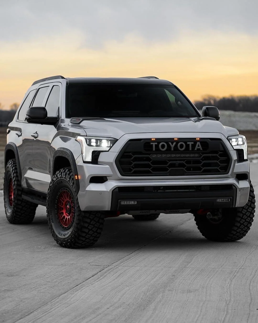 丰田家族中体格最大的硬派SUV