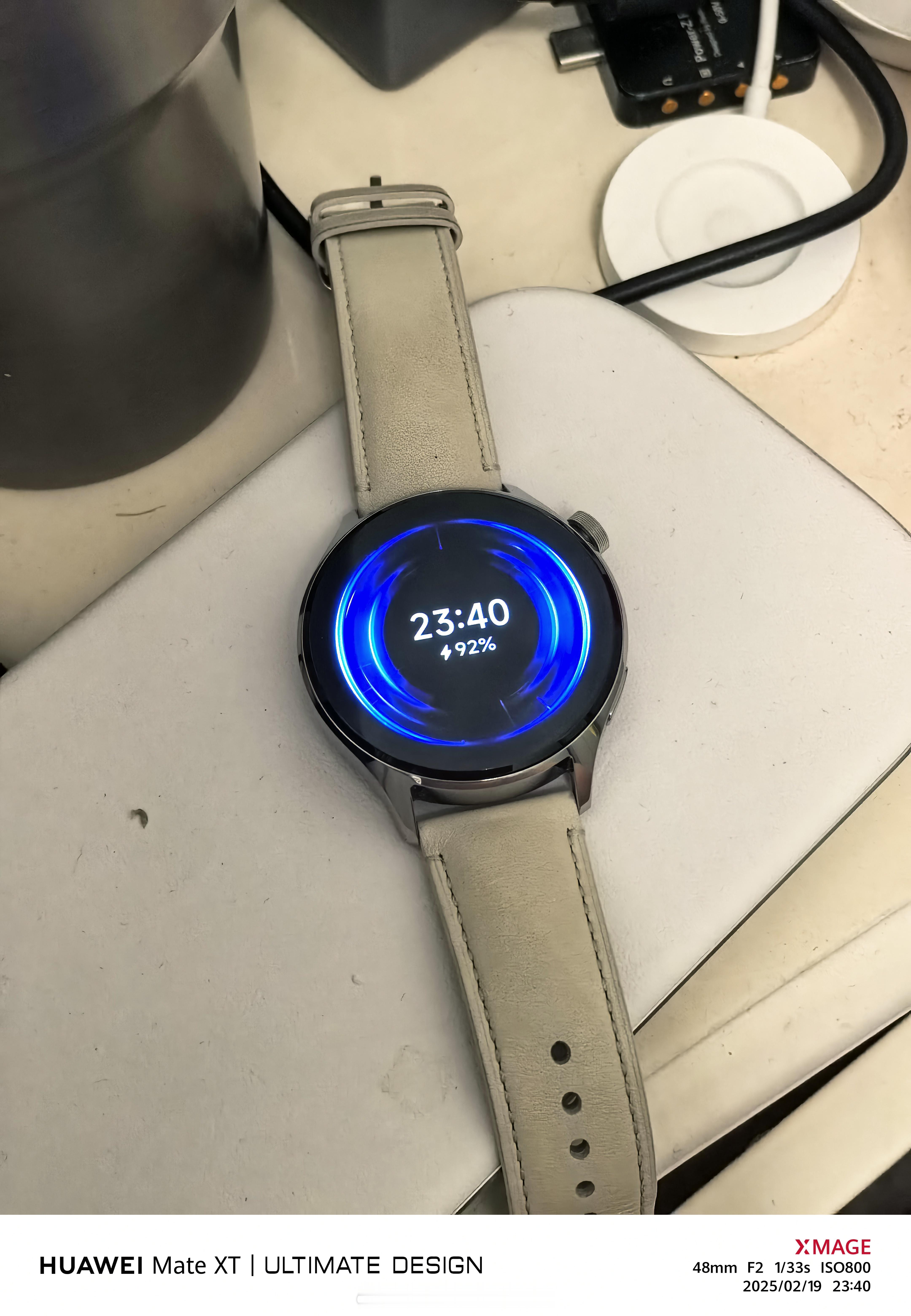 又摸出来了万年前的小米watch S1 Pro虽然它并不是真正意义上的全智能手表