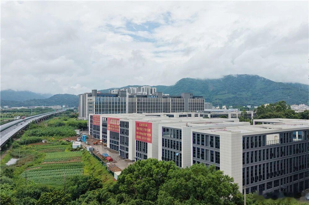 启迪科技城二期预计下月竣工先后引进福建汉光光电、福建恒源电力设备、创恒光电科技等
