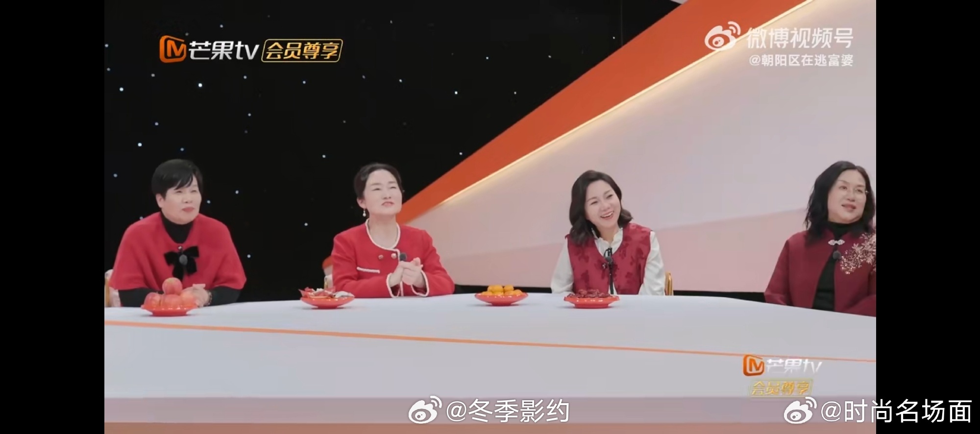 蒋敦豪重新定义妈宝男我家那小子 蒋敦豪带妈妈去长城，相机登山杖帽子热水全部准备齐