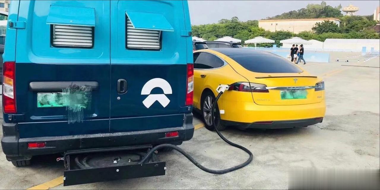 能烧油的新能源车主该让出充电枪吗？蔚来考虑部分充电桩禁止插混车型使用？ 

据说