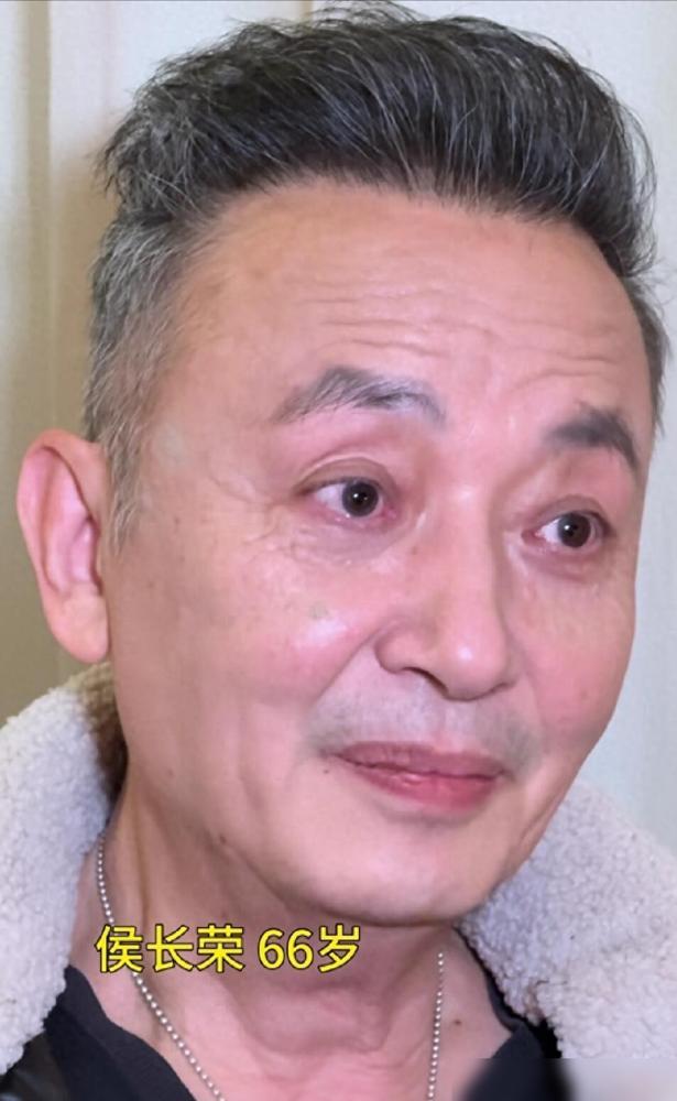 意难平的红楼往事！侯长荣险些成为贾宝玉，最终化身冷面柳湘莲成一代人白月光

说起