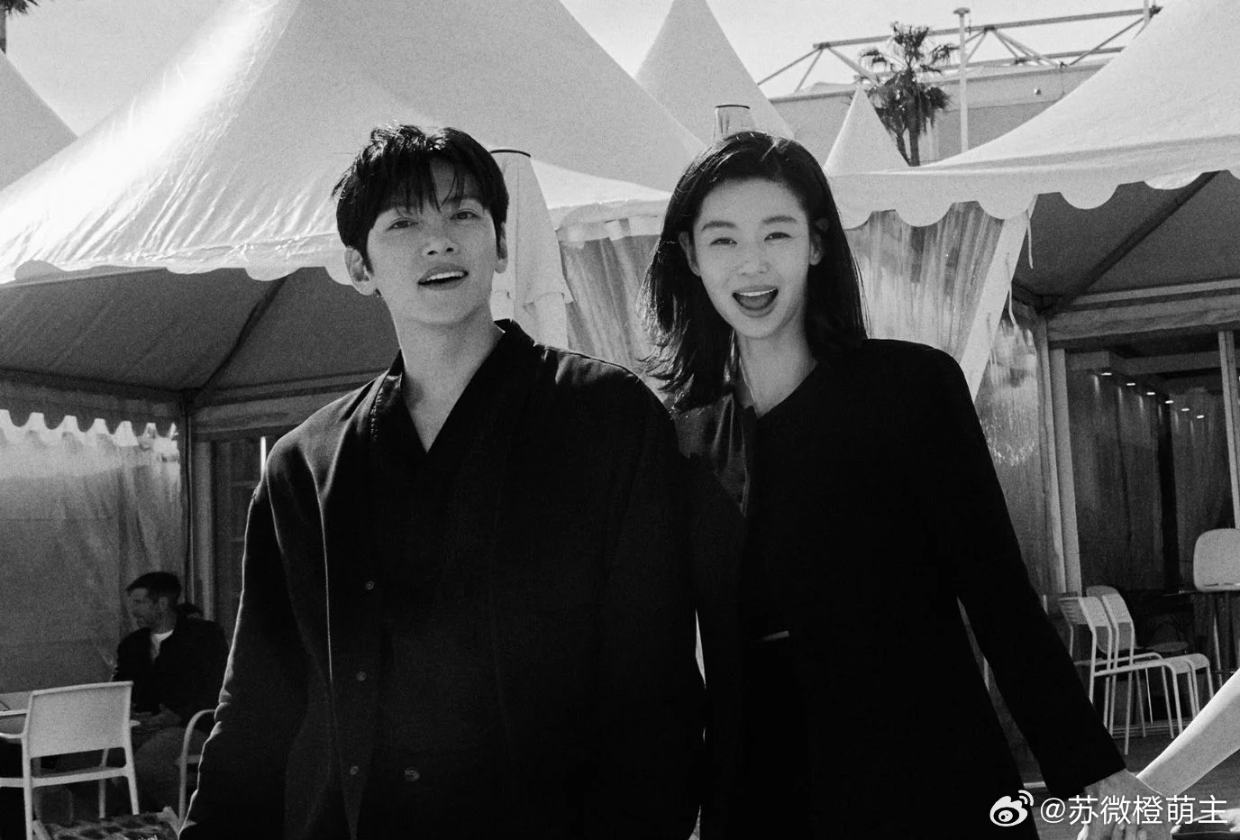 终于！！！！！！演员全智贤、池昌旭、车珠英、黄仁烨、金雪炫等出演的《人类X九尾狐