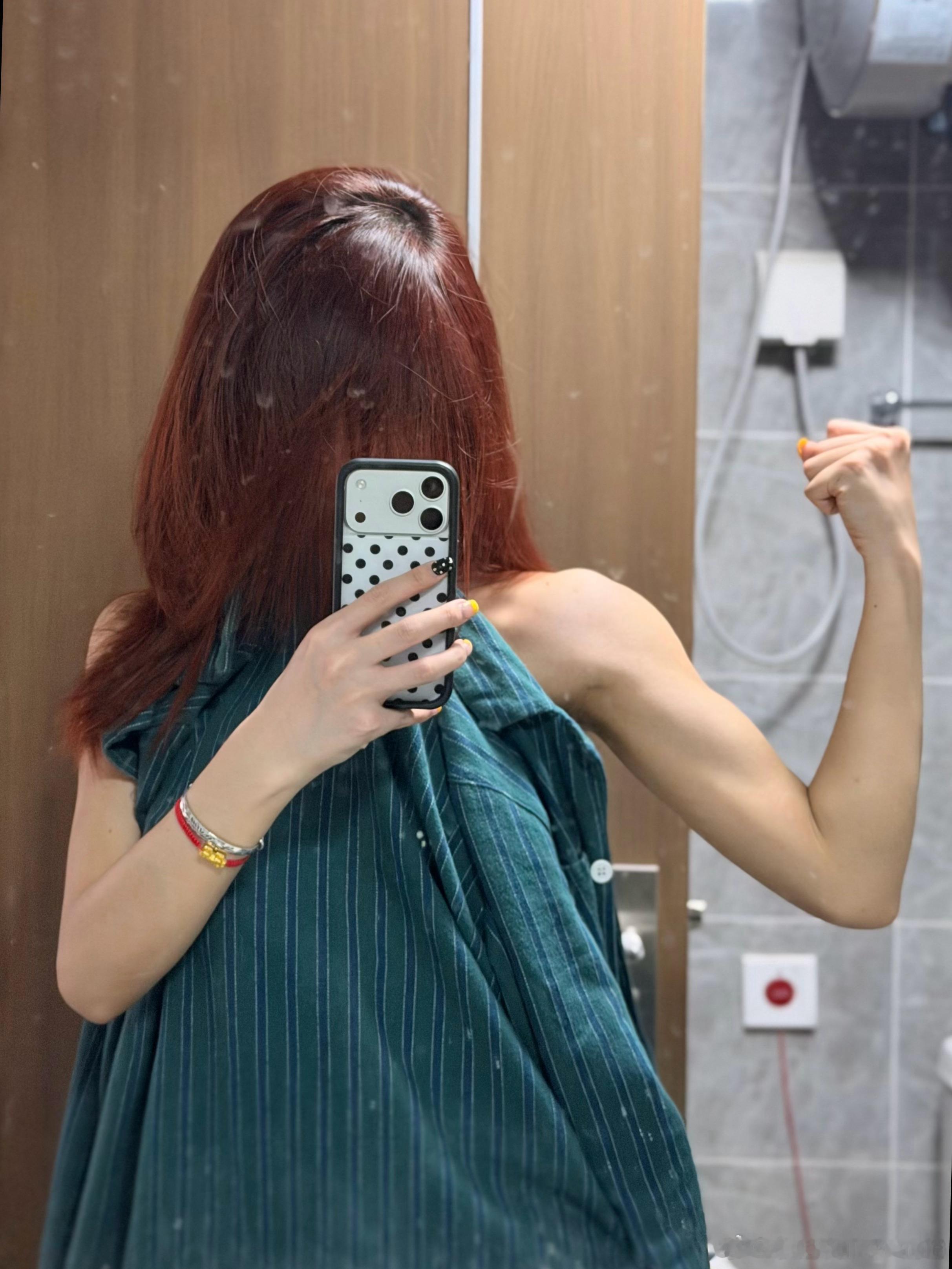 进抖音小号发作品零浏览量用大号发就正常🌝怎么着？小号还被识别成是人机吗？ 