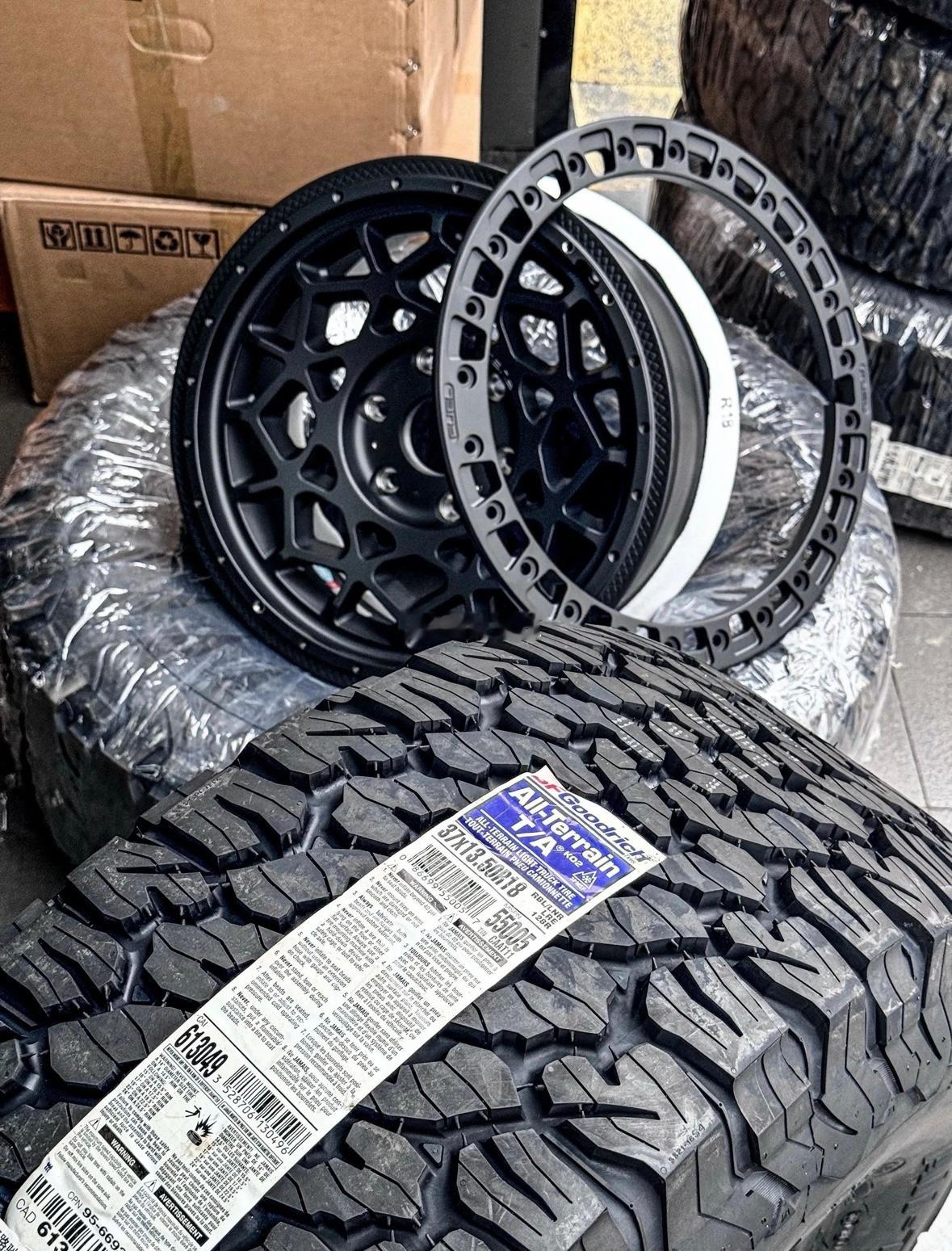 道奇霸王龙 完工案例TLFW FORGED 定制18寸 越野防脱圈设计~搭配百路