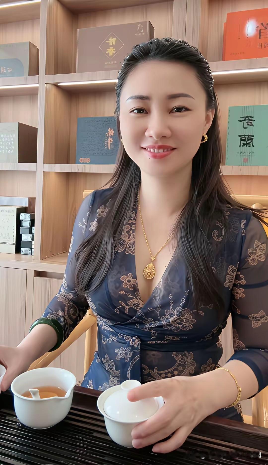 优雅茶艺，品味生活之美！
茶艺