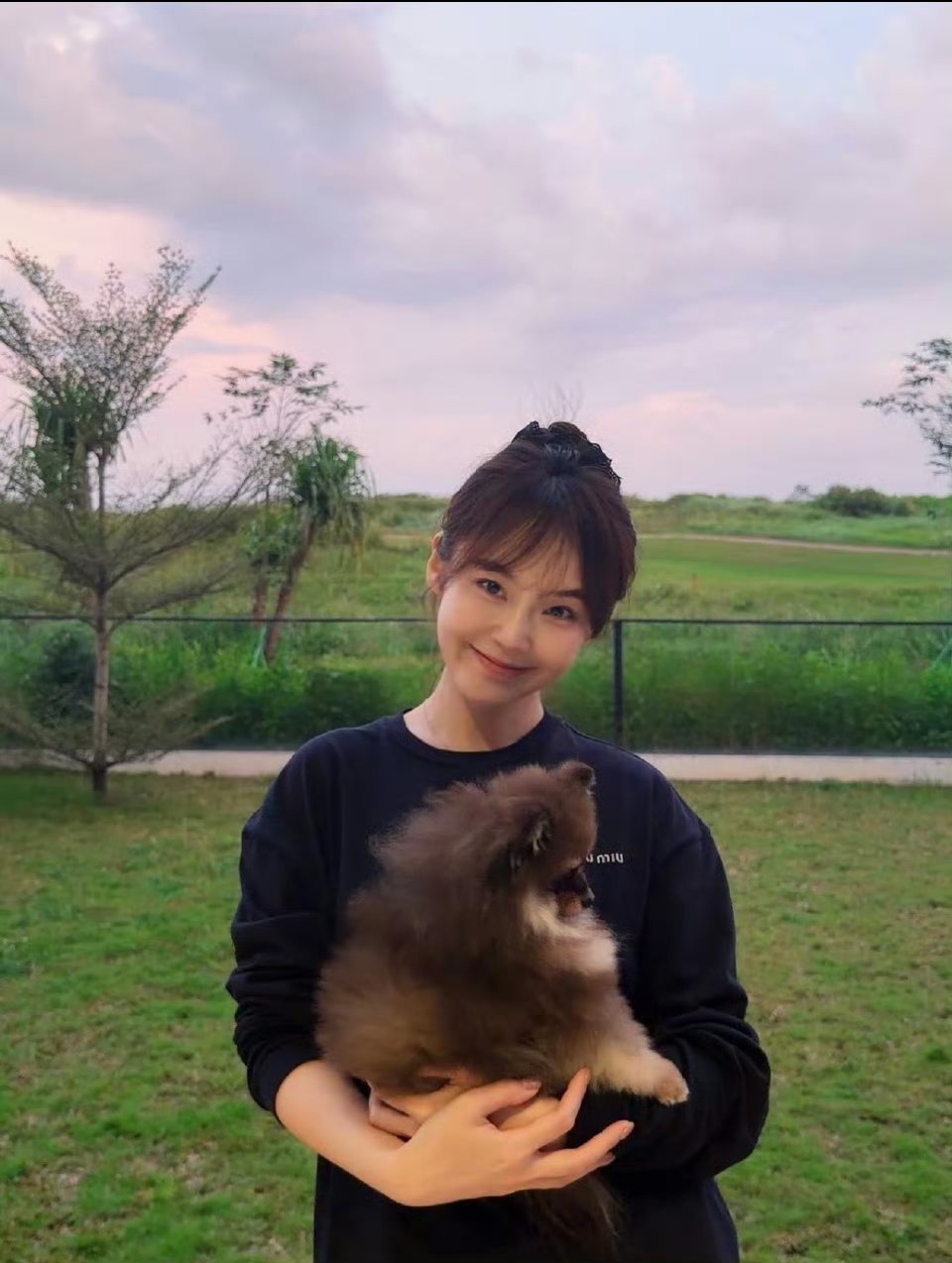 张佳宁说单眼皮因拍戏变不回来了这个确实会这样...不管是单眼皮还是双眼皮，姐姐都