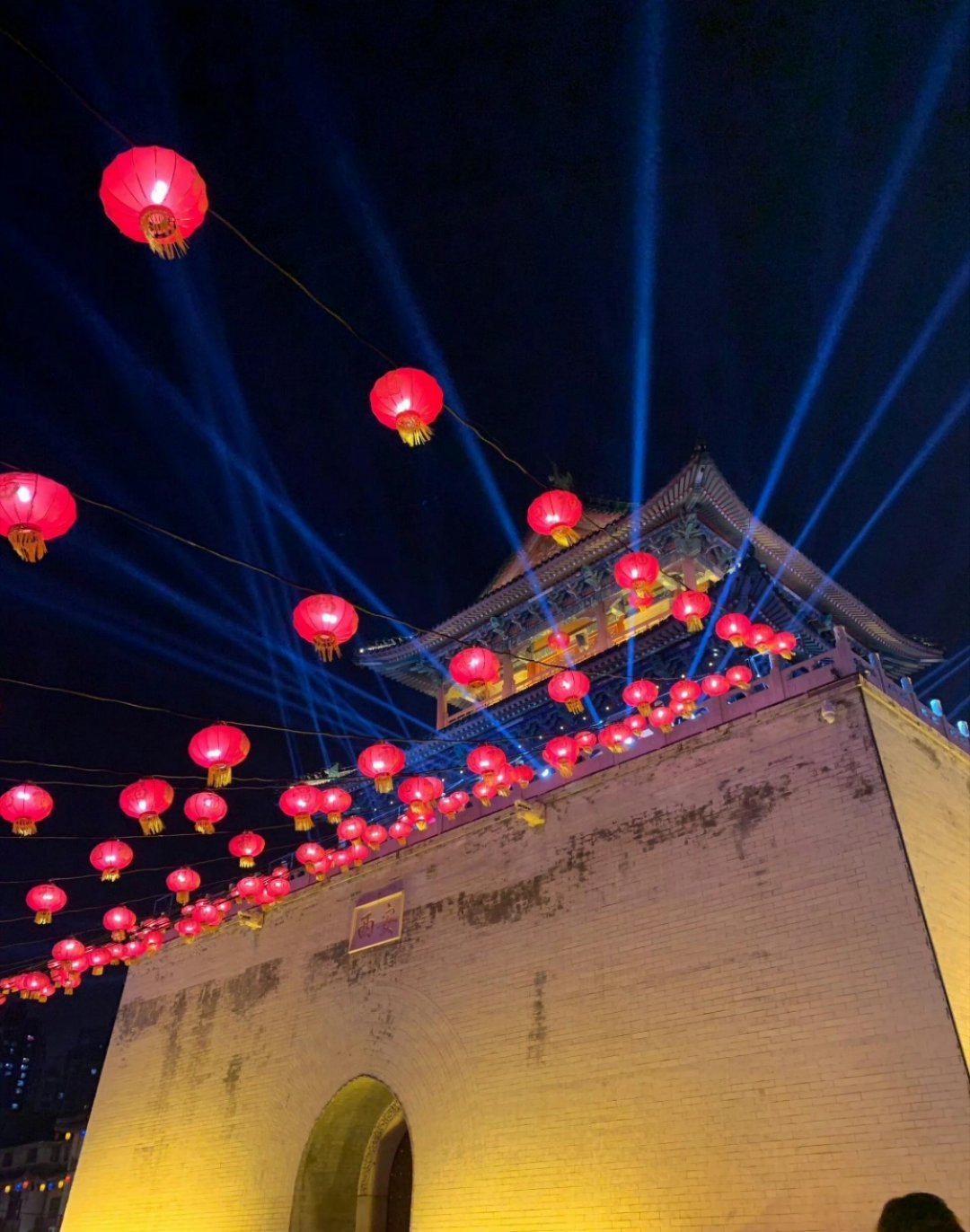 年轻人的元宵节仪式感 我也要去感受这么有氛围感的元宵节，属于年轻人的元宵节灯会也