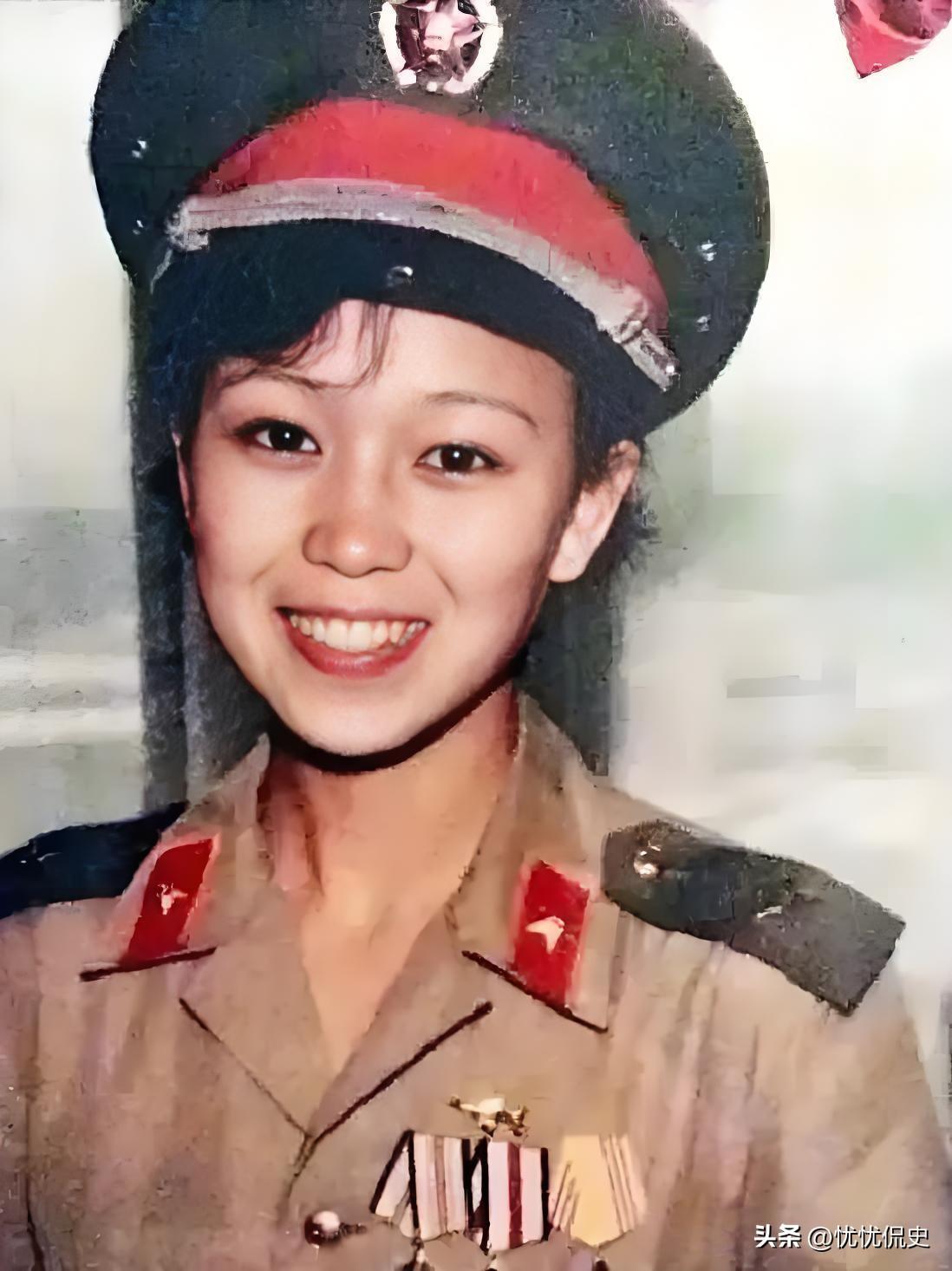 钟惠玲，女，汉族，1965年11月生，云南大理人，1983年入伍，中共党员，中国