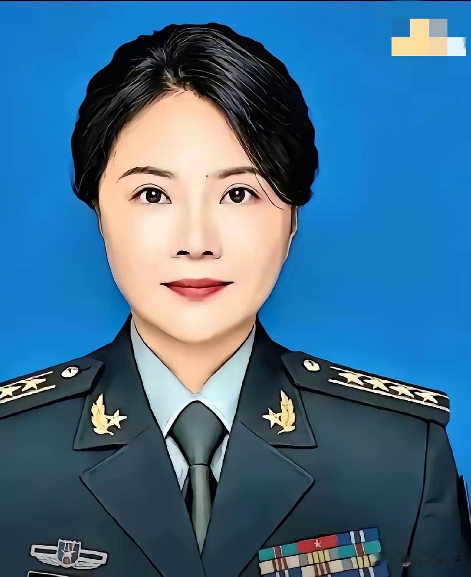 看到个军队查账的通报，惊出一身冷汗。
西部战区审计员高雪莲，绝对是个狠角色。16