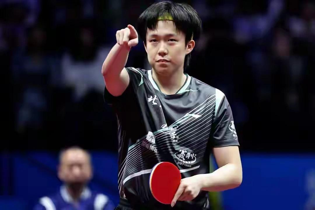 王楚钦生不逢时。既生瑜儿，何生亮。作为世界排名第一，两次败在樊振东手下，确实有些