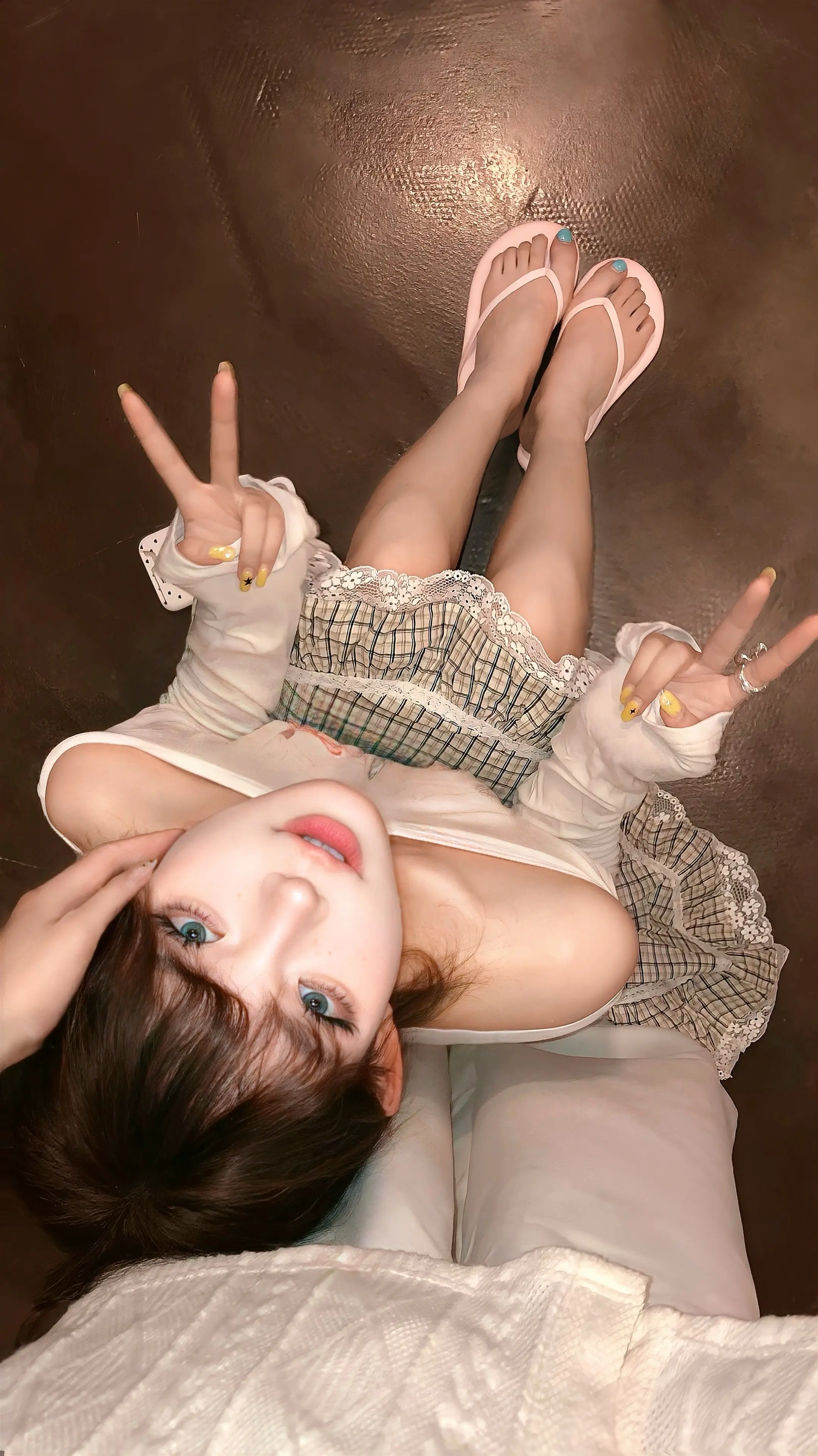 bella你会看到我当你抬头