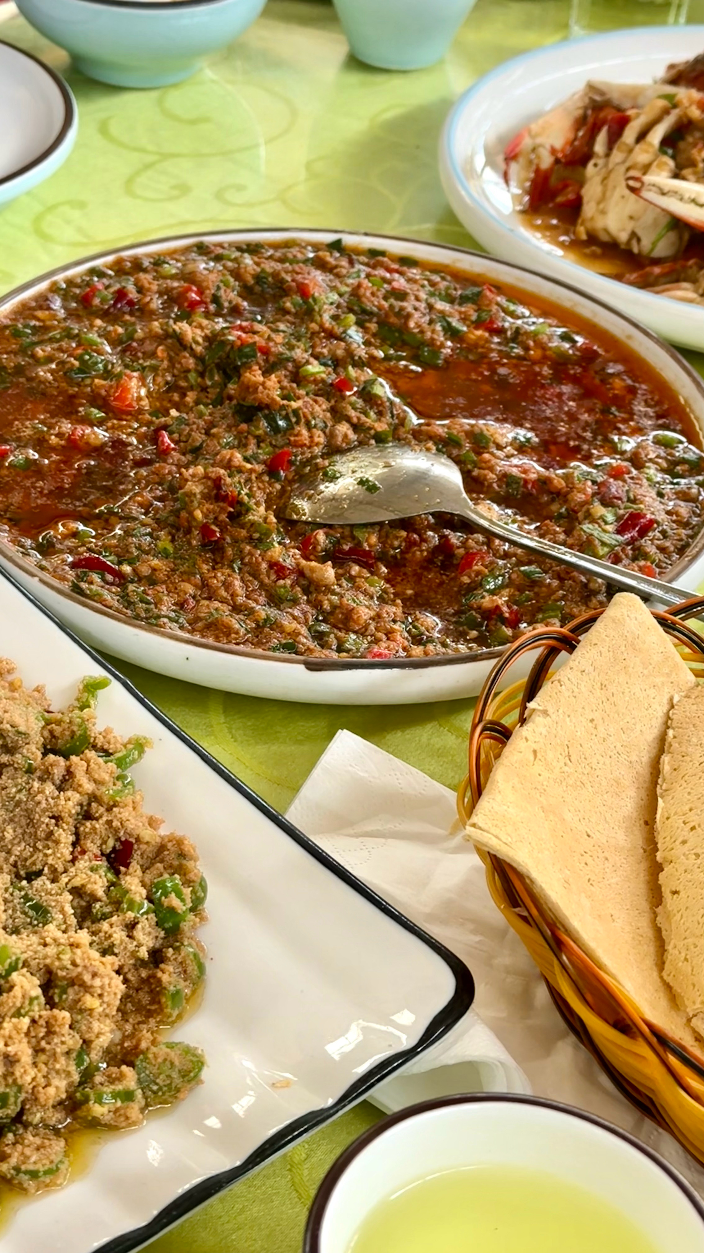 人果然对吃都是有执念的为了一口吃的大半夜从青岛开车到了日照，发现不开门……以为我