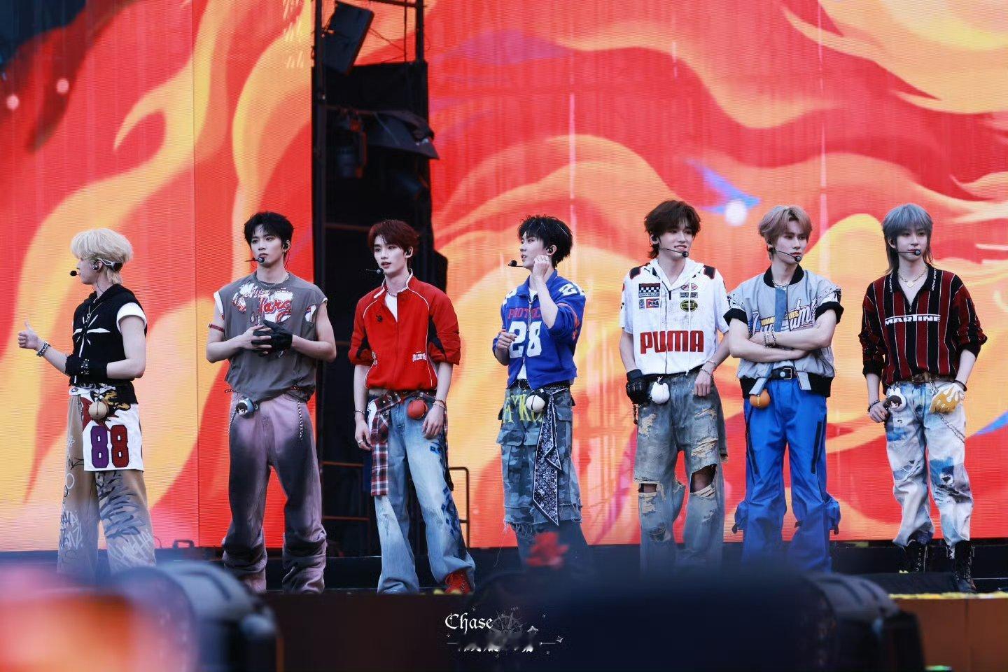 时代少年团 🖤💛时代少年团永远在一起 🖤💛时代少年团 内娱第一男团 "我
