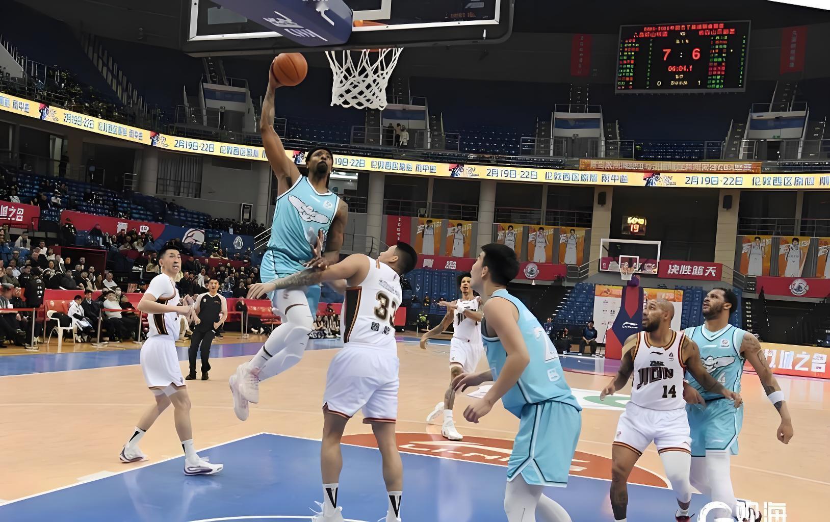 辽宁本钢vs山东高速北京时间5月1日19:35，CBA季后赛12进8系列赛迎来关