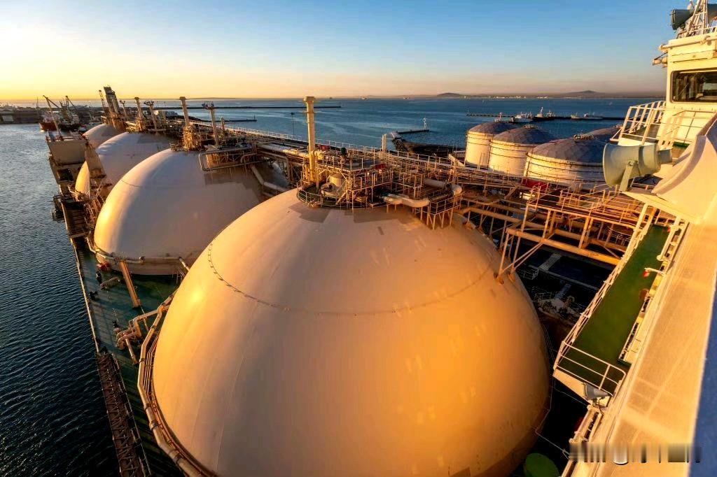 印度炼油商正计划大幅削减从俄罗斯进口的原油数量，以遵守美国对俄石油生产商实施的新