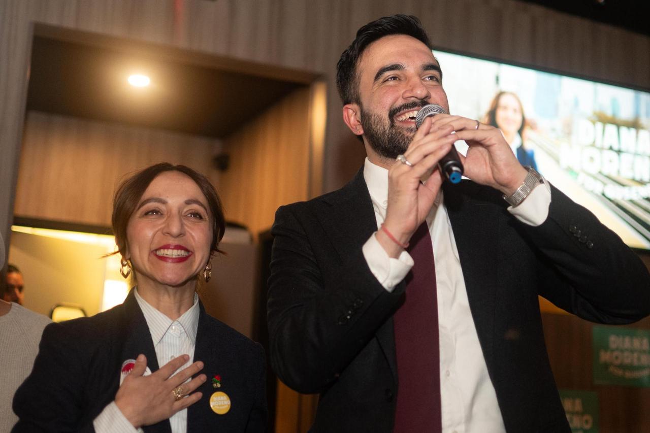 看起来笑嘻嘻的马姆达尼，其实是一位冷酷无情的政客。
去年11月，布鲁克林的一位年