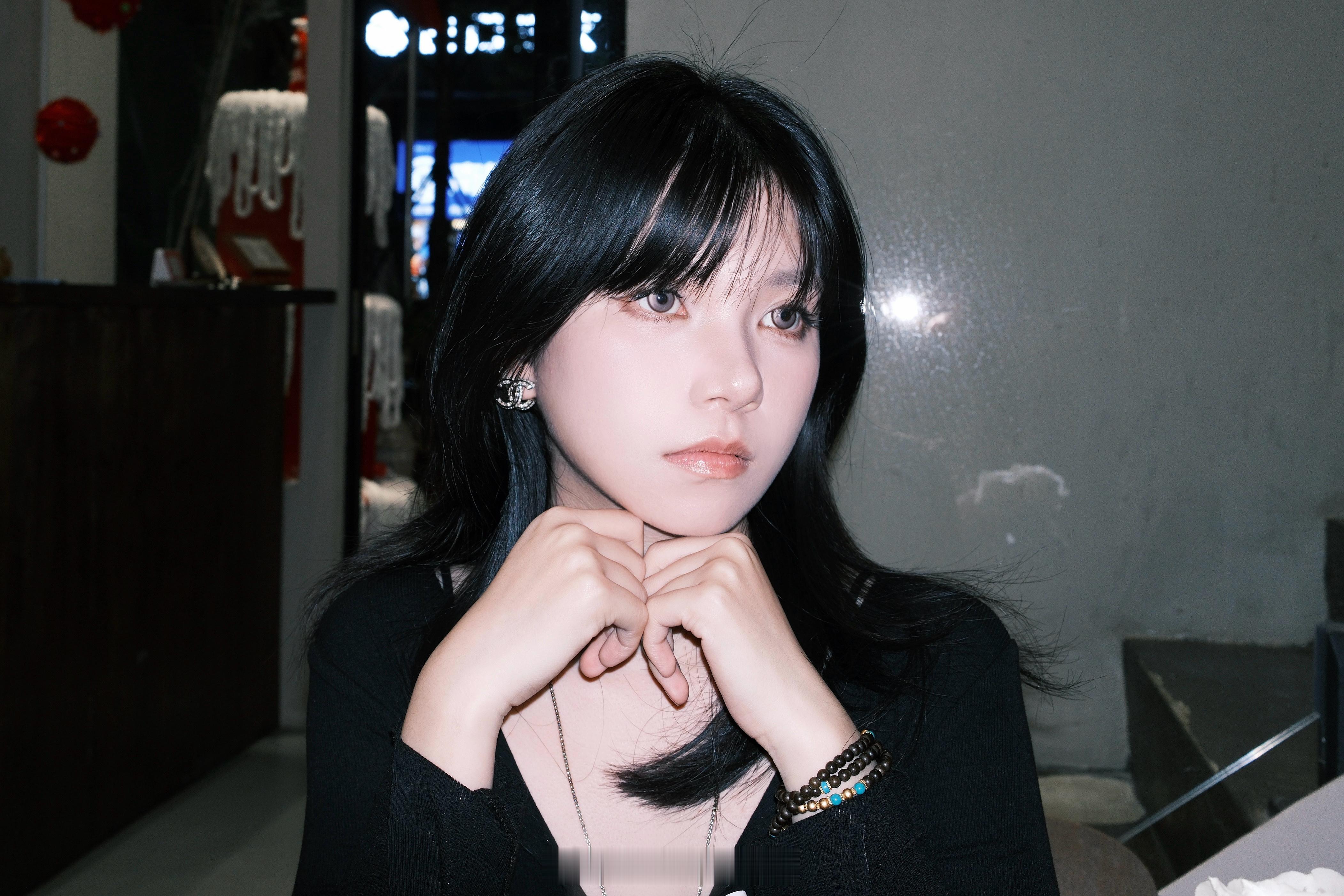 只能周末多拍点照片了 