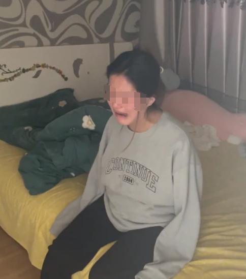 怀孕6个多月马上7个月了，公婆不闻不问，娘家也不让我回去，自己半夜饿了也是起来自