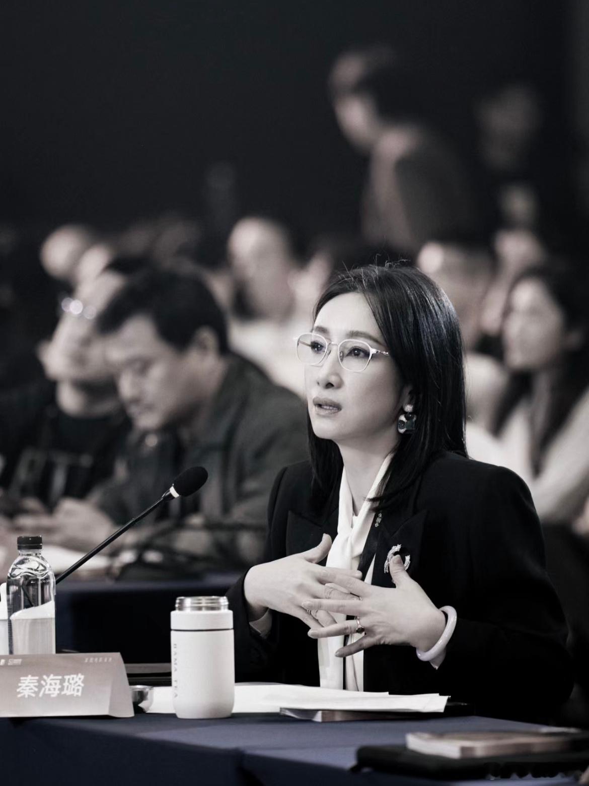 姐，你这几张看起来不像是会把店开倒闭的人[doge]从小说里走出来的霸道女总裁！