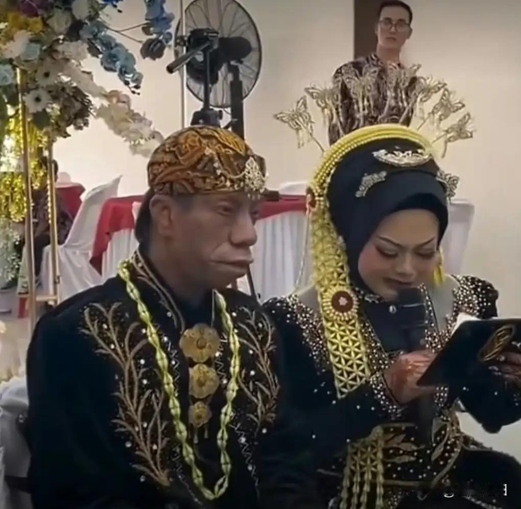 【完整榜单】印尼一婚礼因新郎外貌爆火——平凡中的不凡，颜值逆袭成为全民焦点！这到