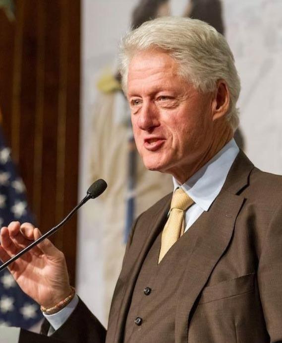 谁能想到，美国曾经的掌门人会在中国舰队劈波斩浪挺进西太的一刻，坦白自己内心最真实