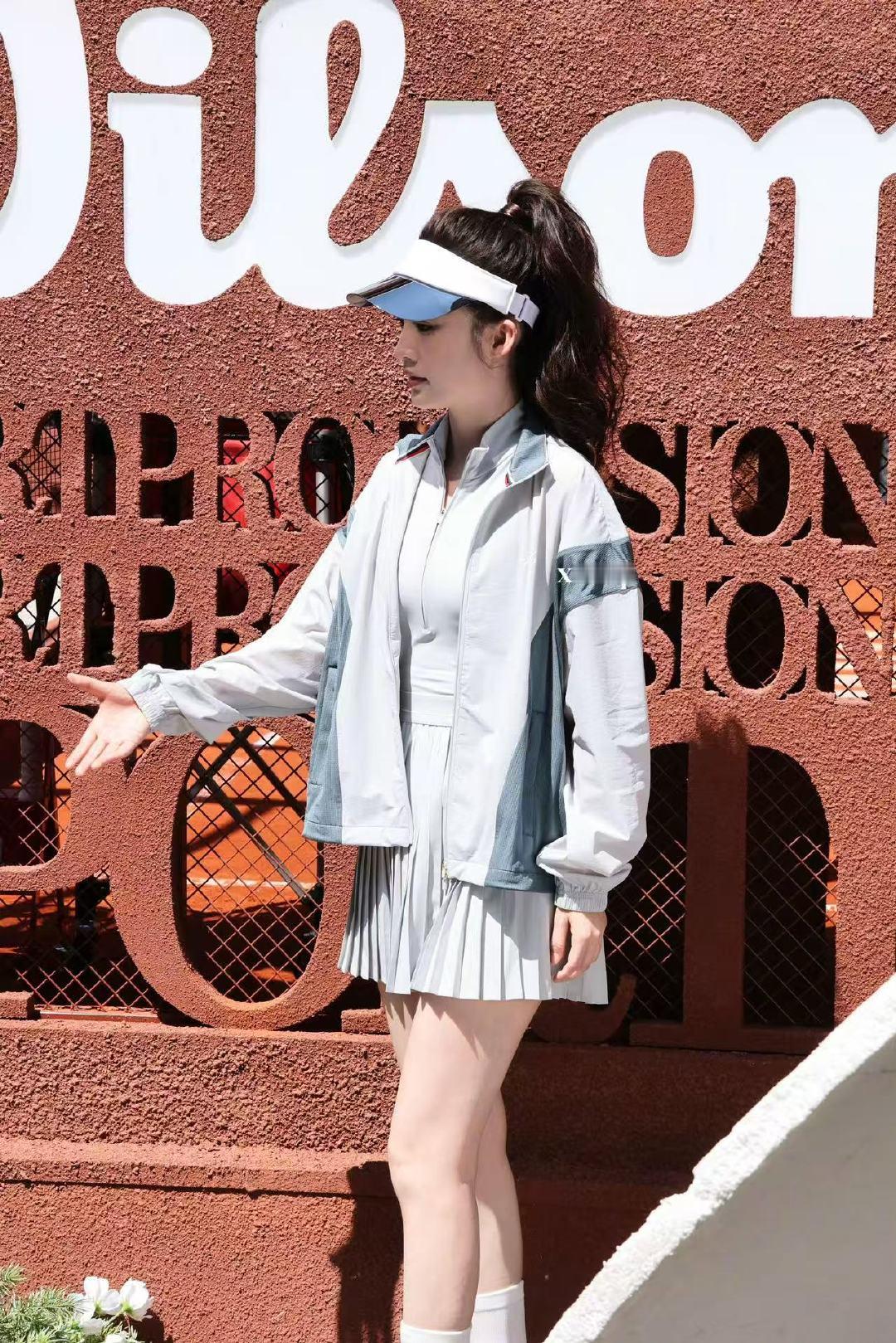 李沁元气少女李沁运动风 李沁运动风完全元气少女 