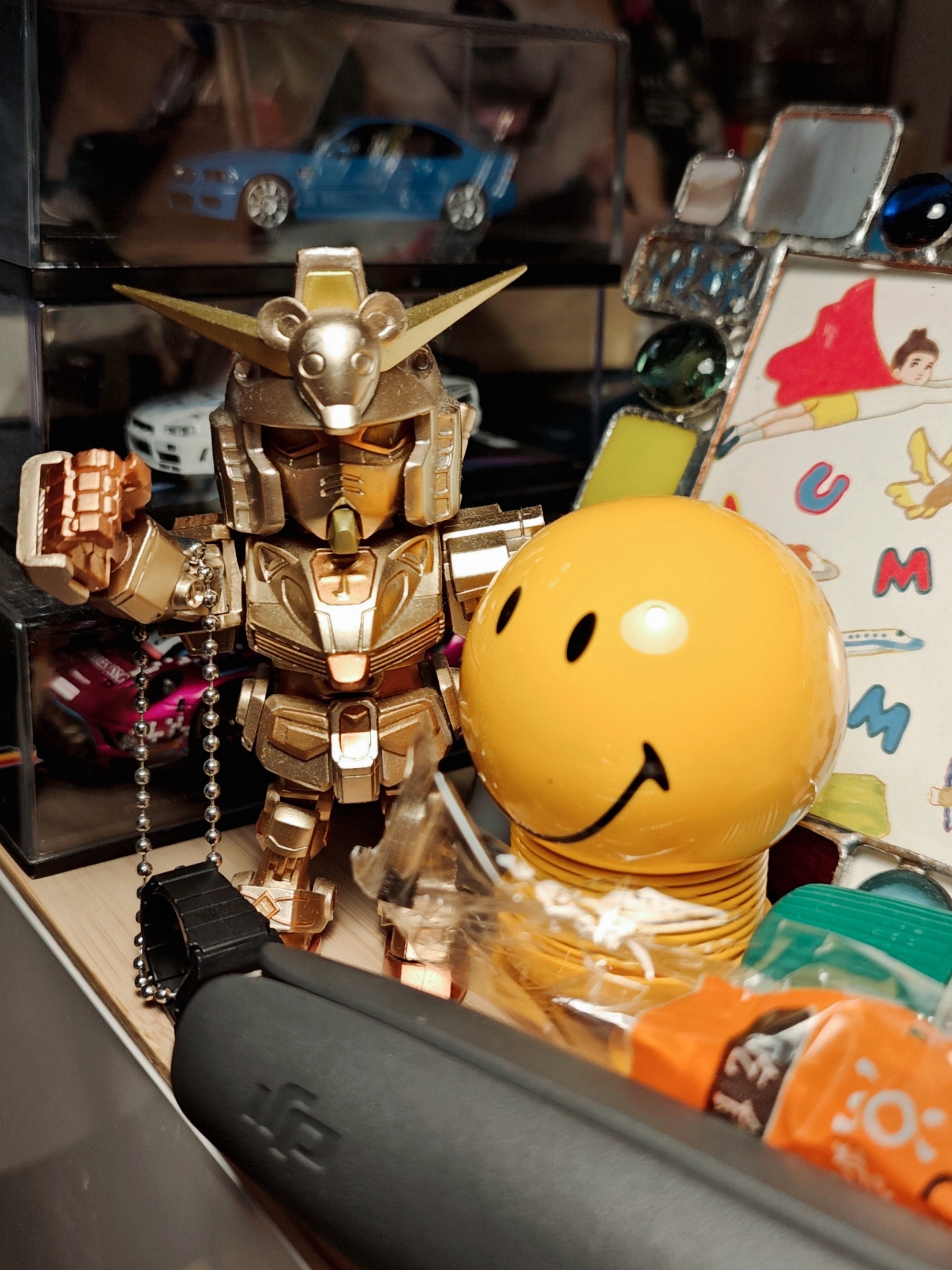 吴昕微信好友竟然这么少我的不到三百[坏笑][坏笑]社恐，朋友圈也不发平常尽量避免