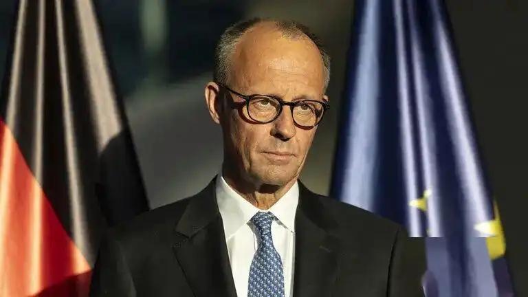 德国后院起火，12万俄军集结待命，普京：碰加里宁格勒必用核武！
10月4日，德国