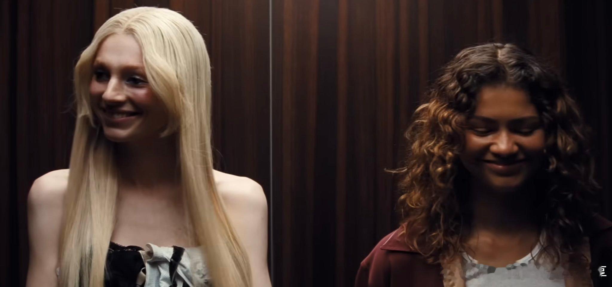 亿万同人字幕组亢奋  《亢奋》第三季第二集在首三天于 HBO 和 HBO Max